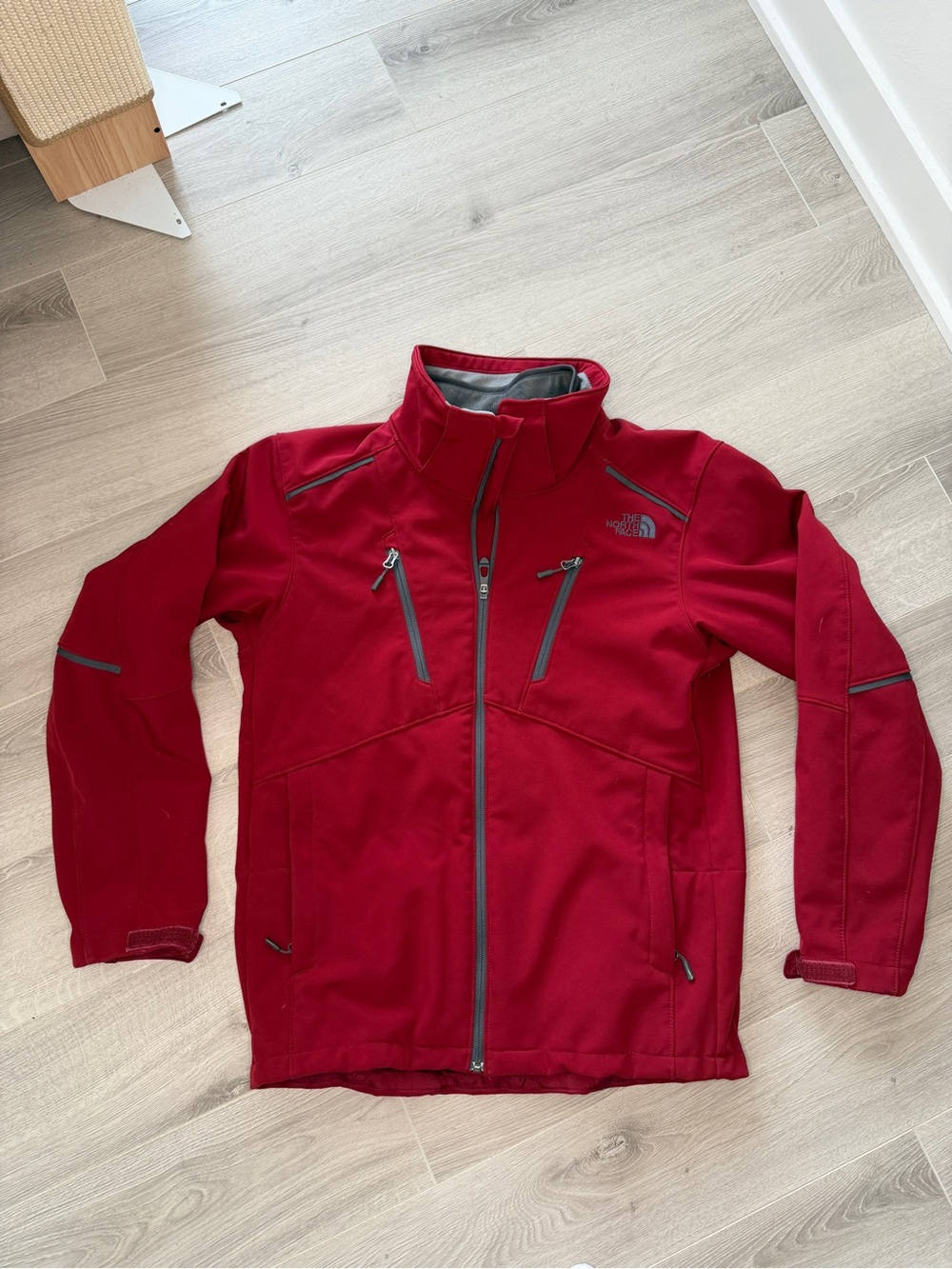 The North Face Mens 2-in-1 System Softshell Jacket Red Gray Zip-In Liner Sz M